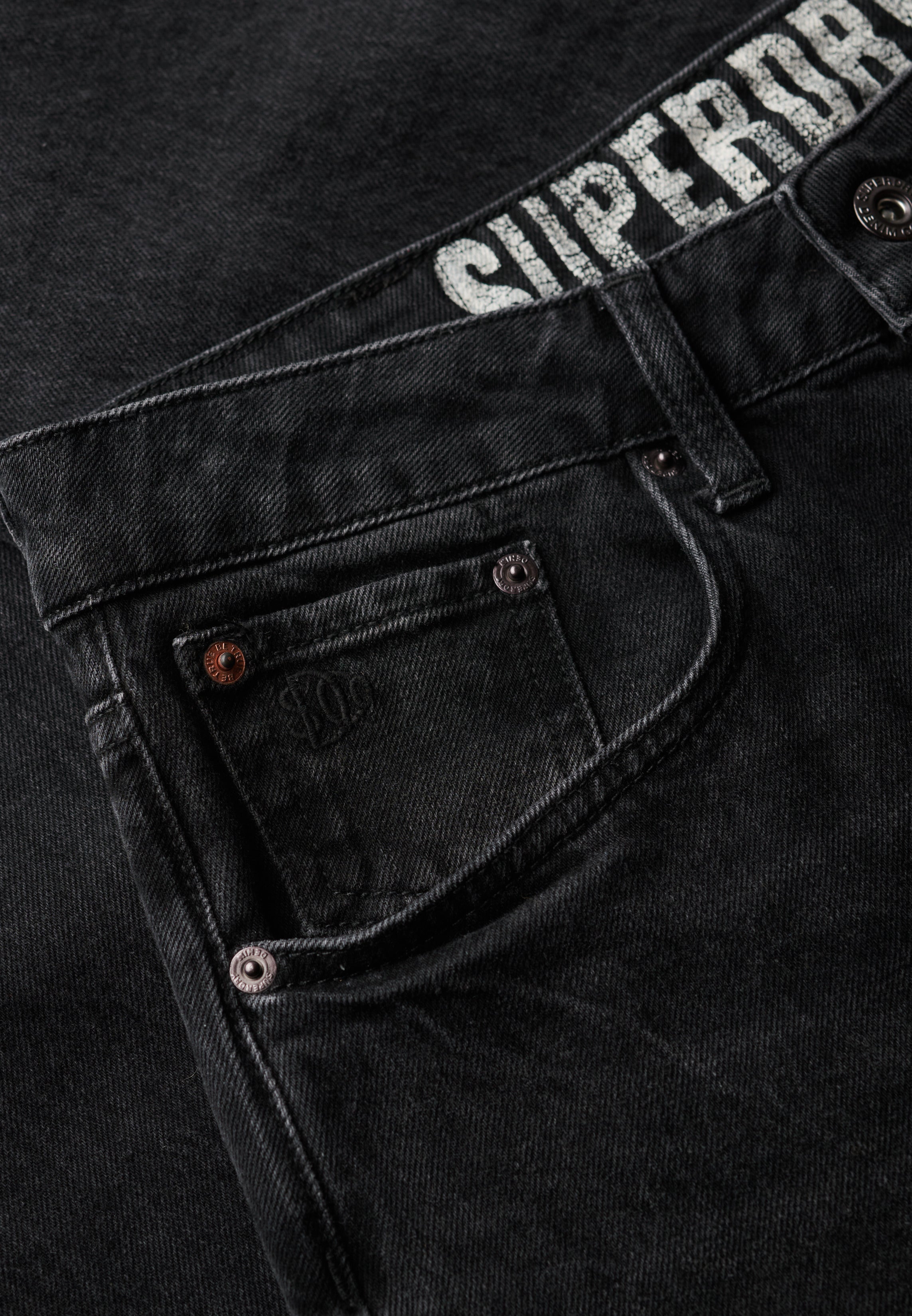 Vintage Slim Straight Jeans