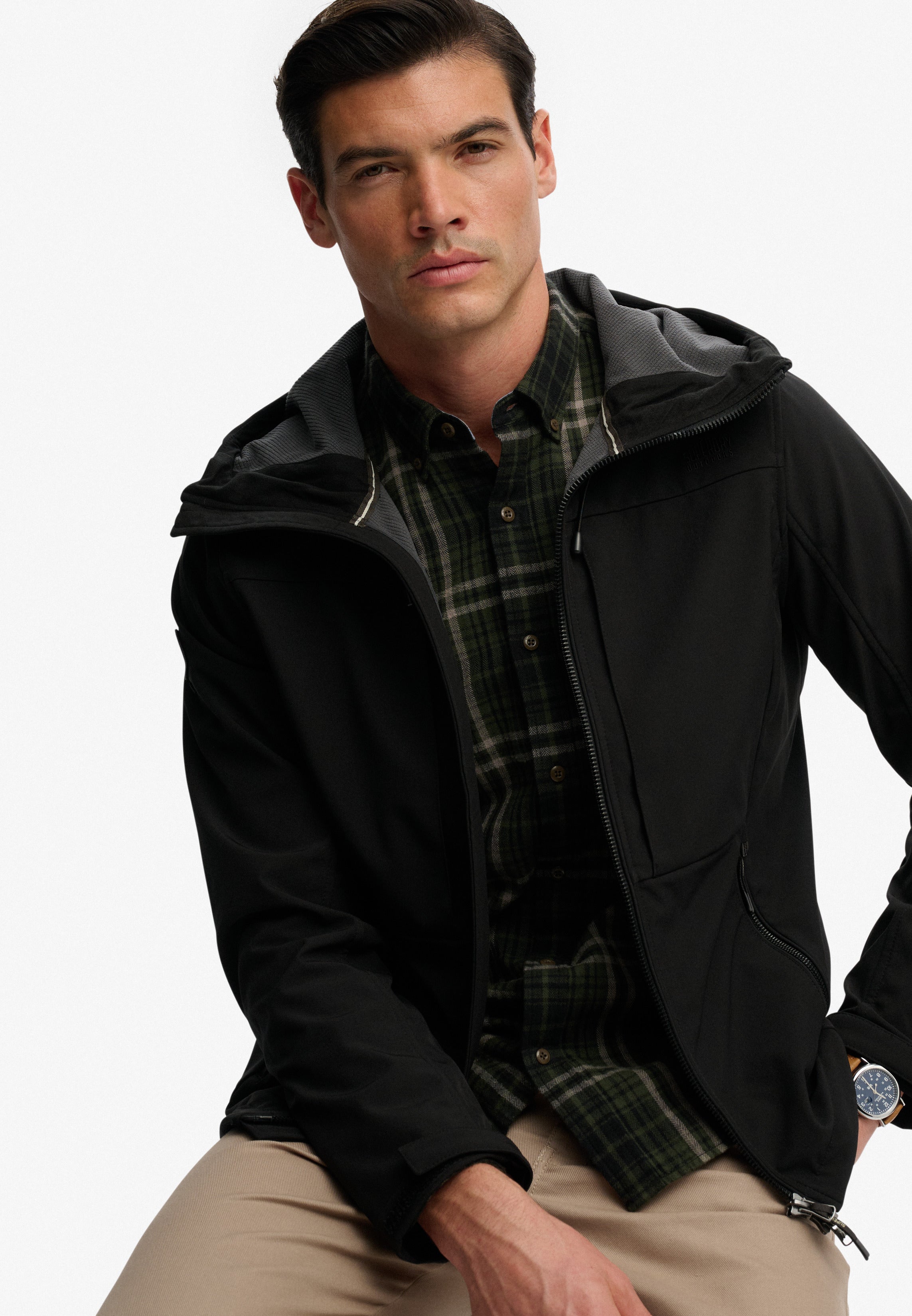 Hooded Softshell Trekker Jkt