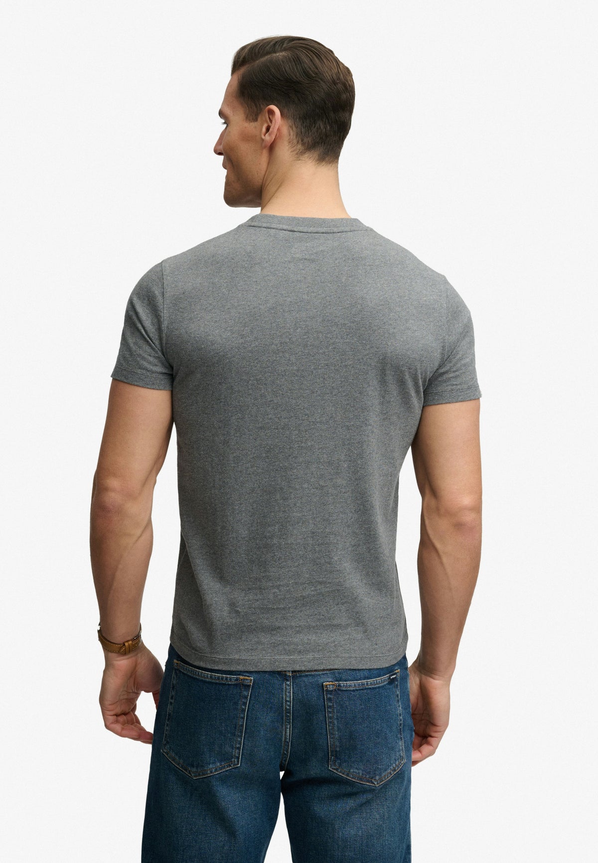 Essential Stacked Logo Emb T-shirt
