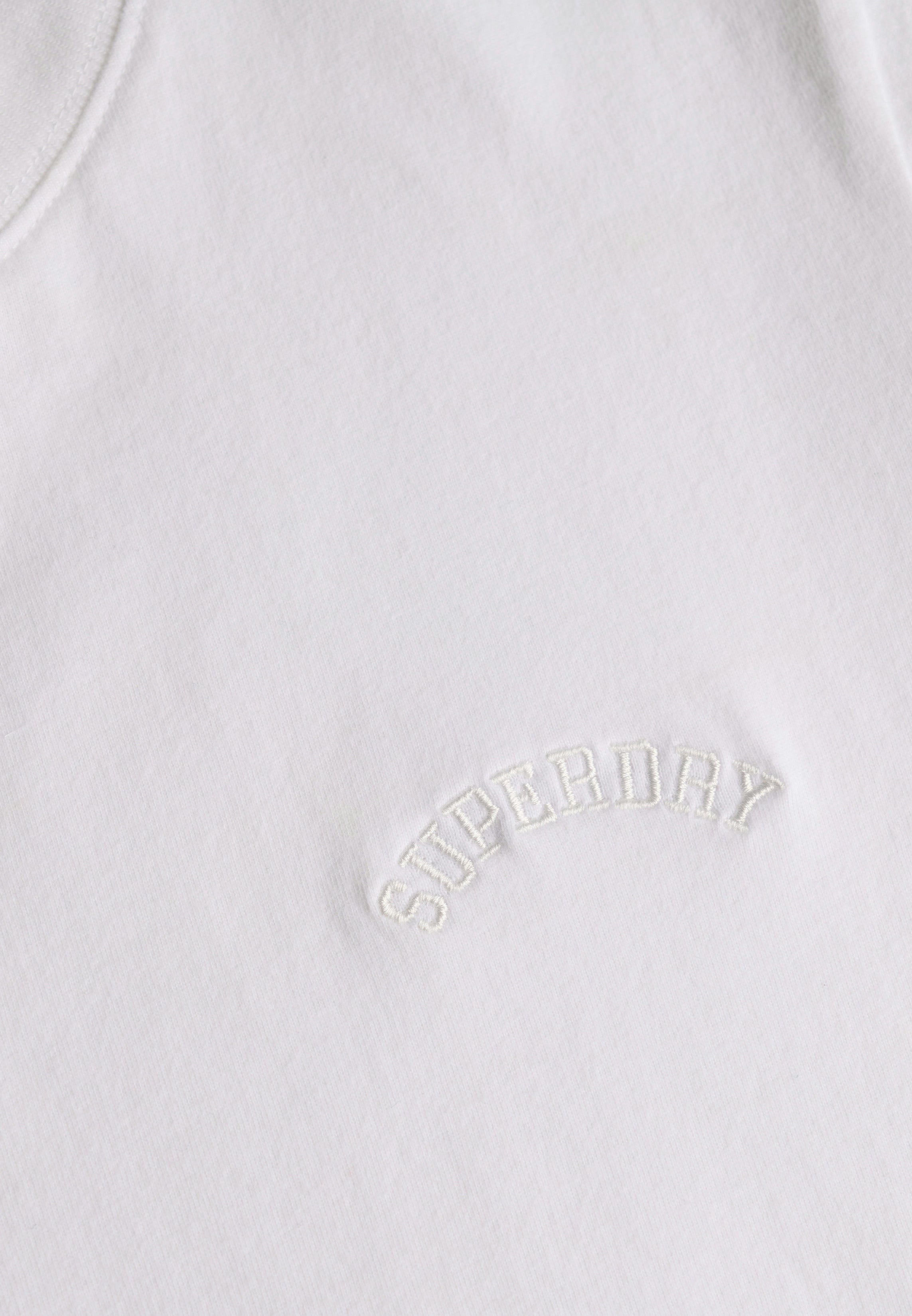 Essential Logo Emb Tee — Optic