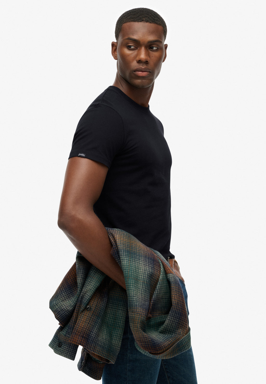Essential Logo Emb Tee
