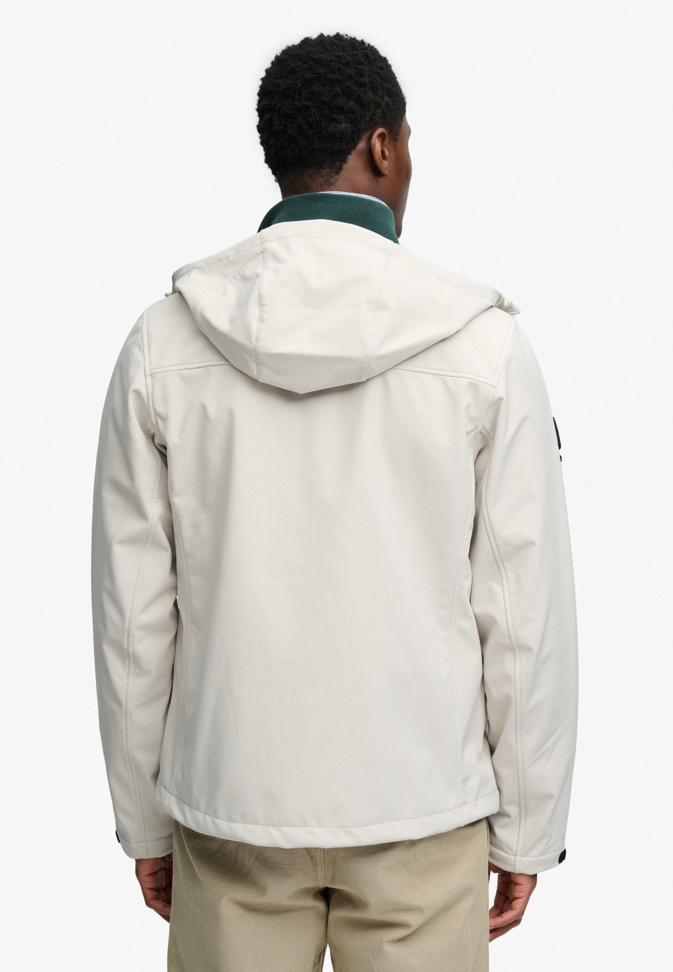 Hooded Softshell Trekker Jkt
