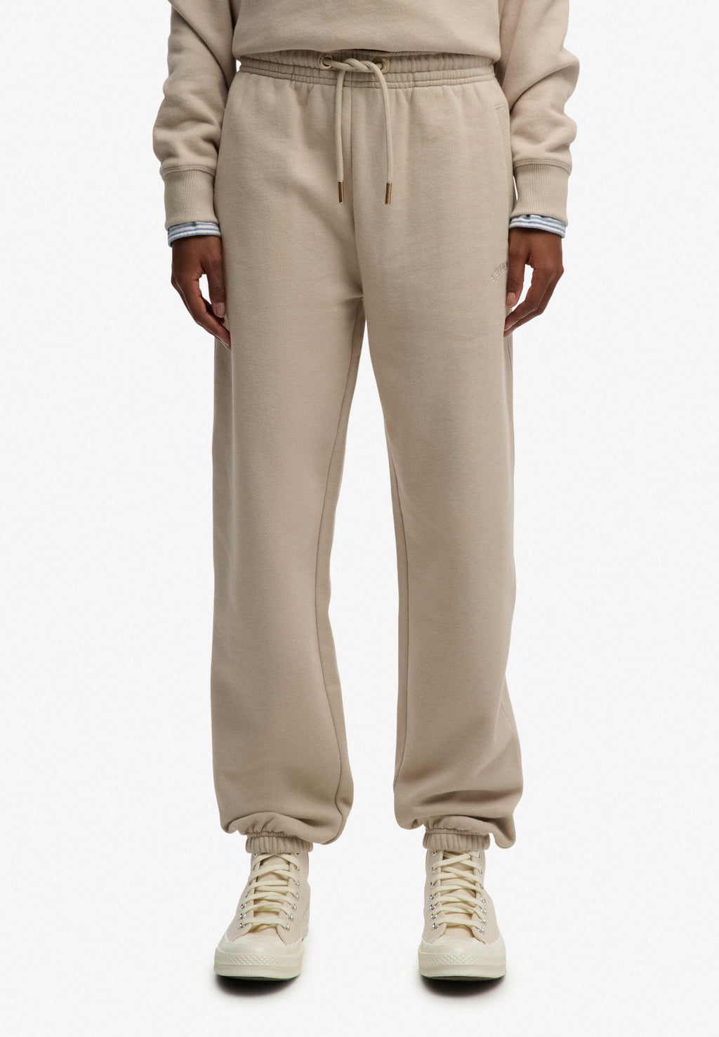 Essential Logo Jogger Hb