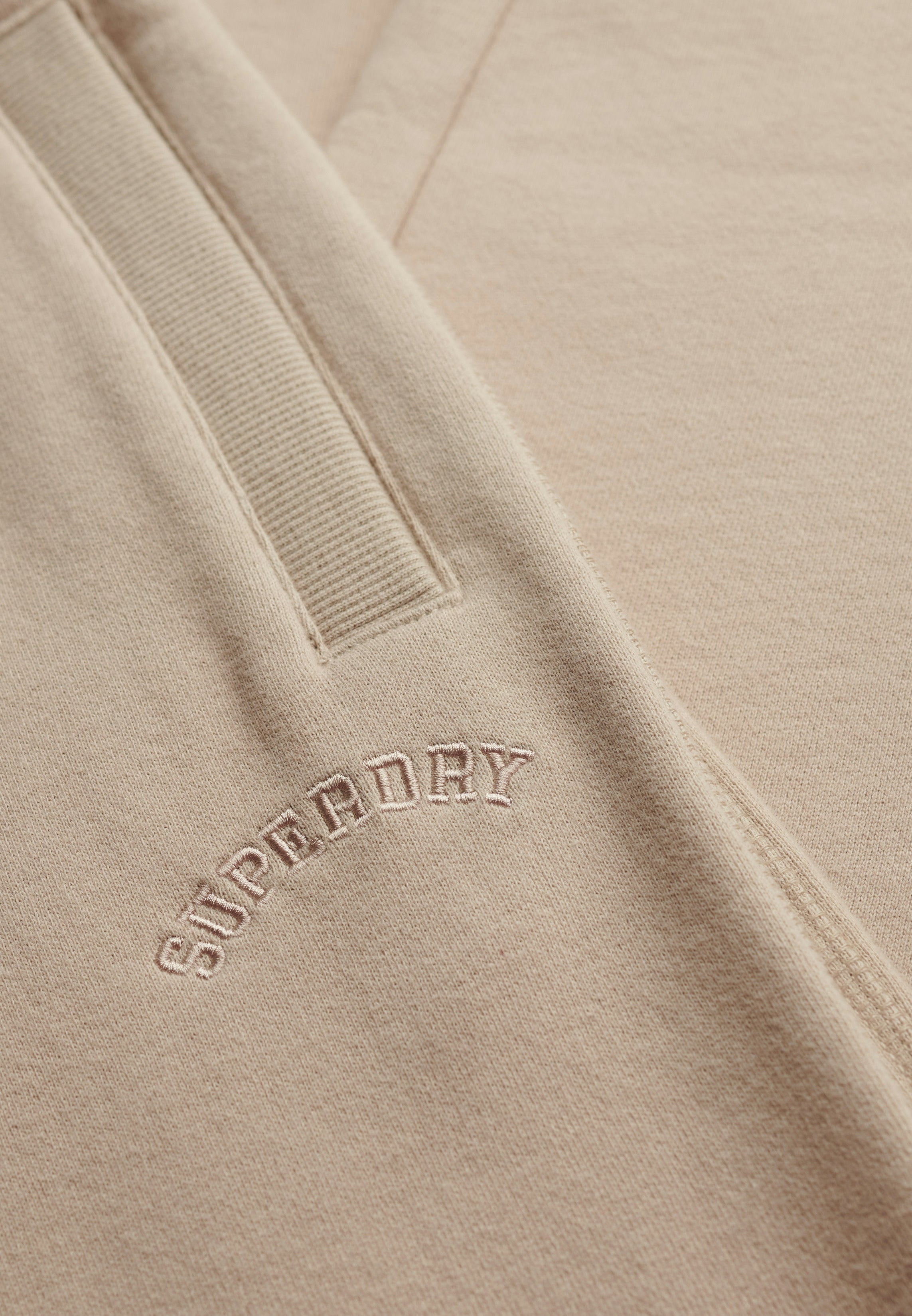 Essential Logo Jogger Hb