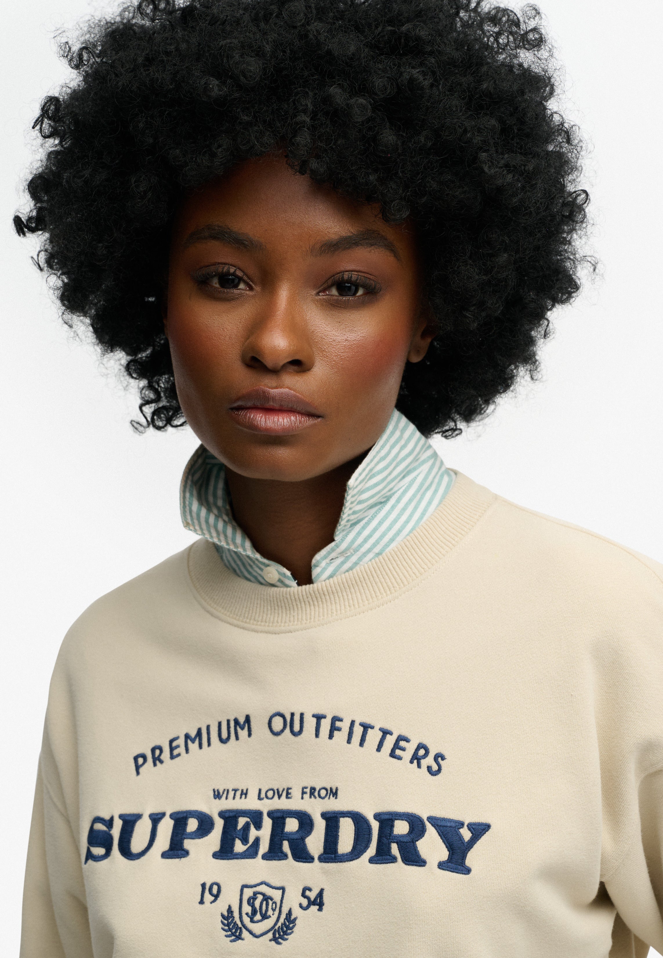 Luxe Casual Emb Loose Crew