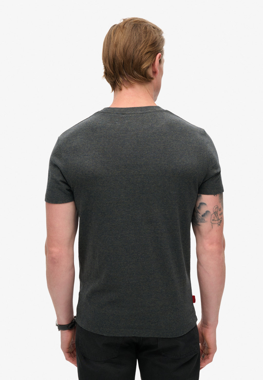 Essential Logo Emb Tee