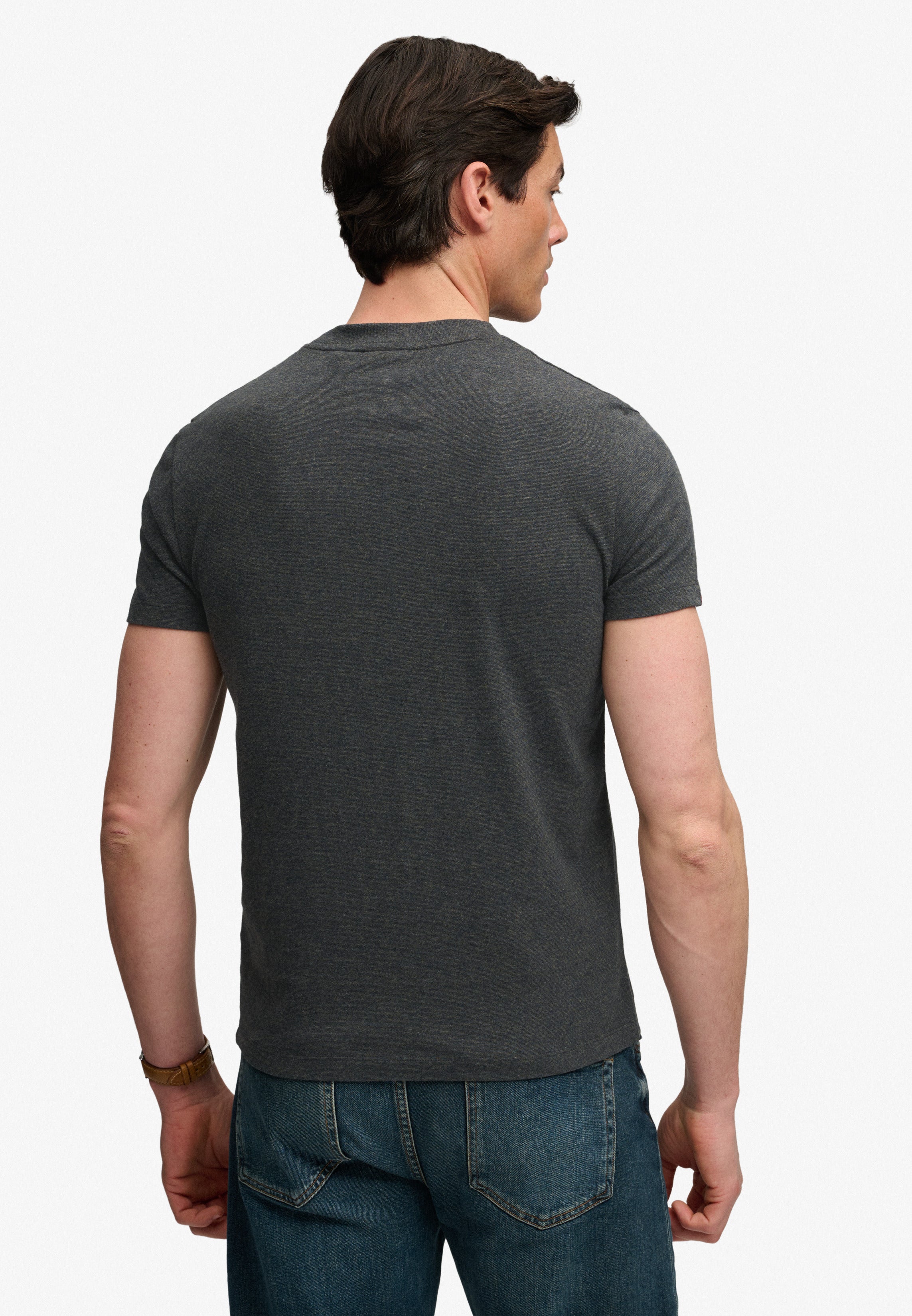 Essential Logo Emb Tee