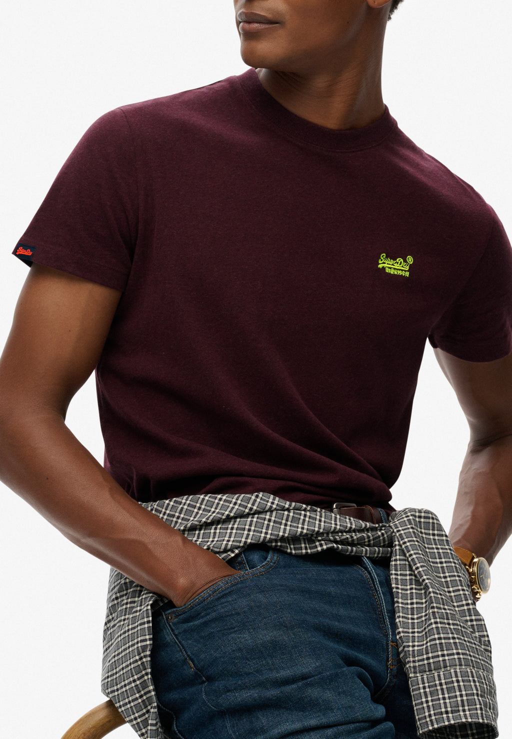 Essential Logo Emb Tee