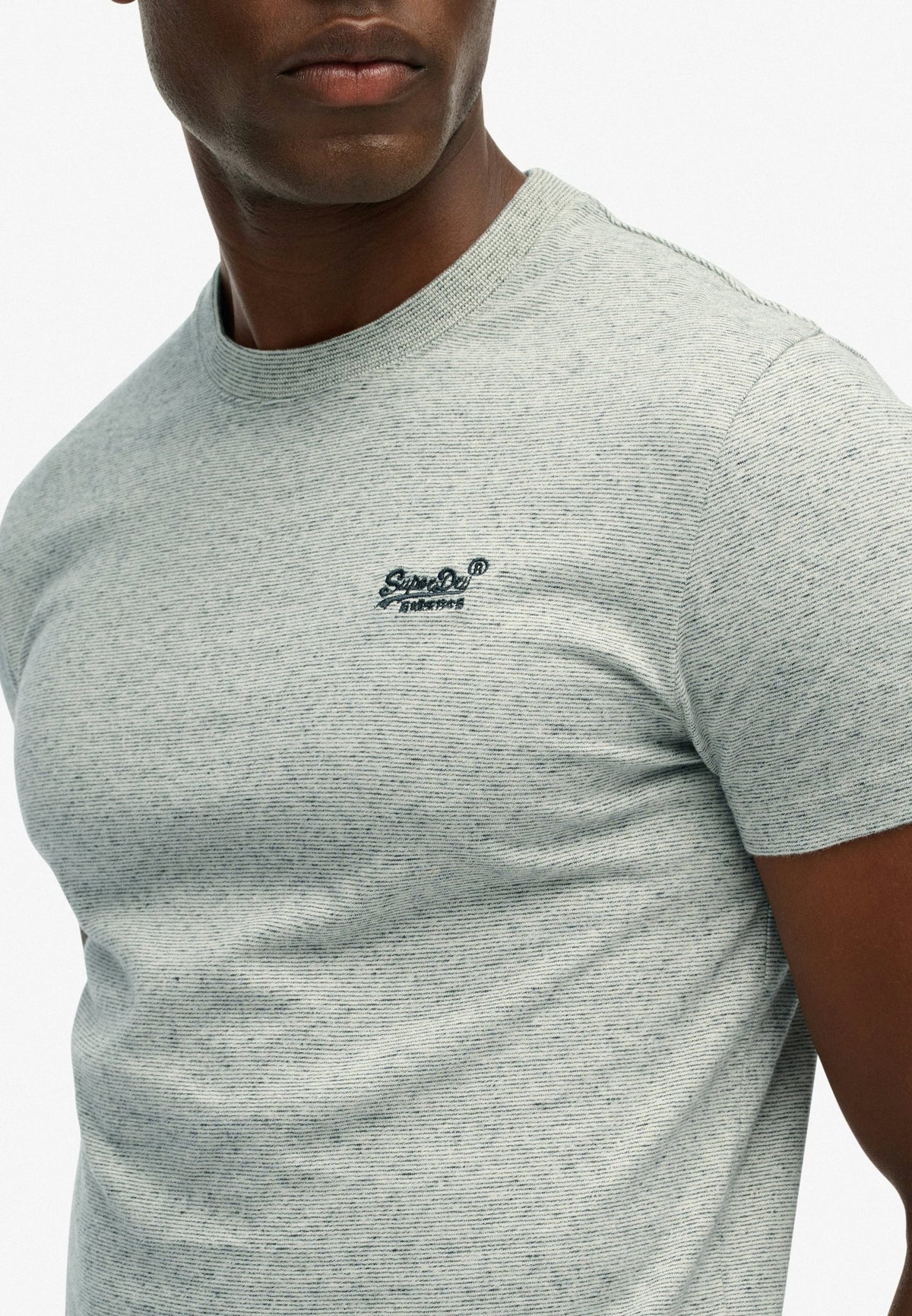 Essential Logo Emb Tee — Grey