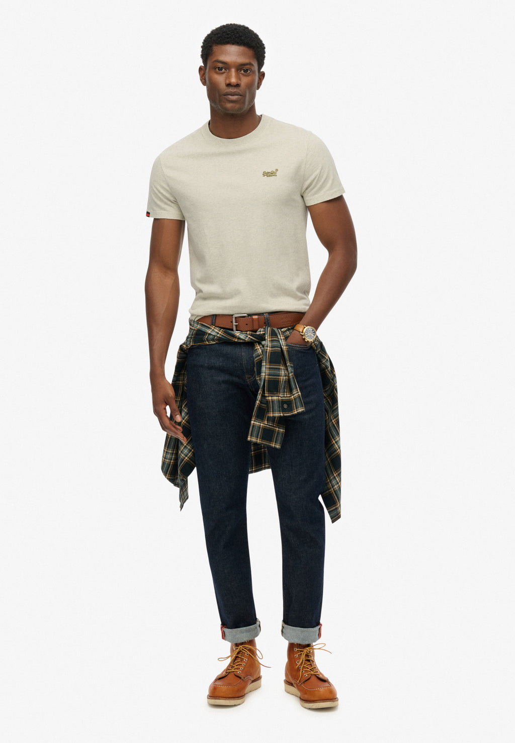 Essential Logo Emb Tee