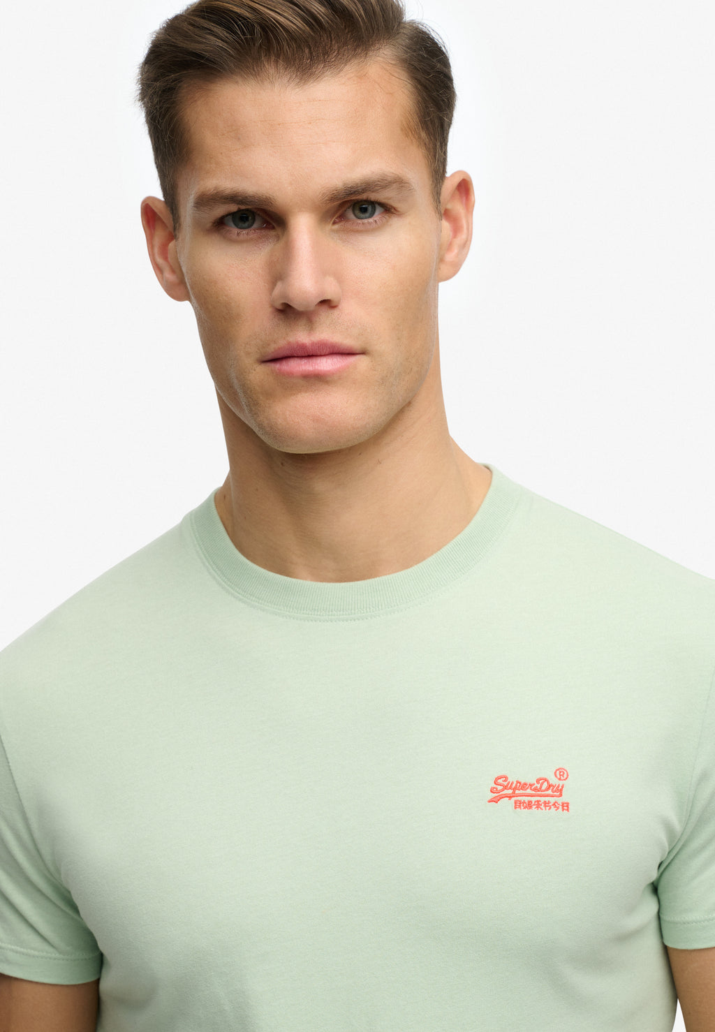 Essential Logo Emb Tee