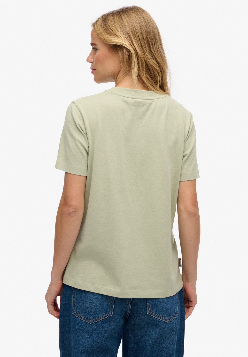 Essential Logo Emb Tee