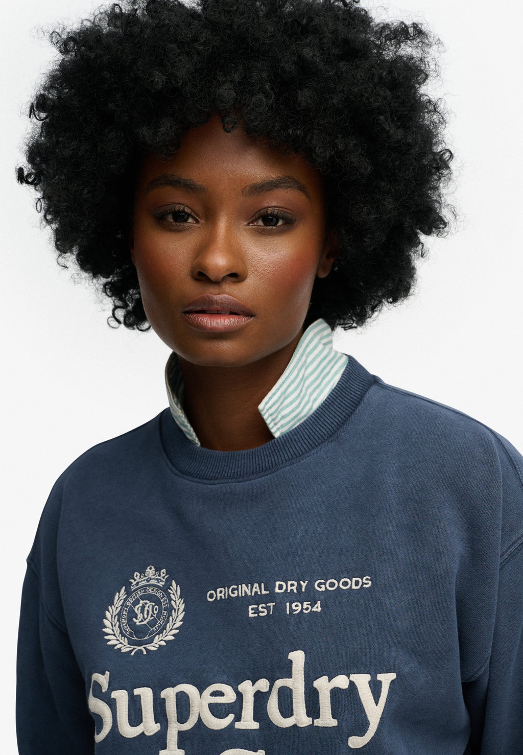 Luxe Casual Emb Loose Crew