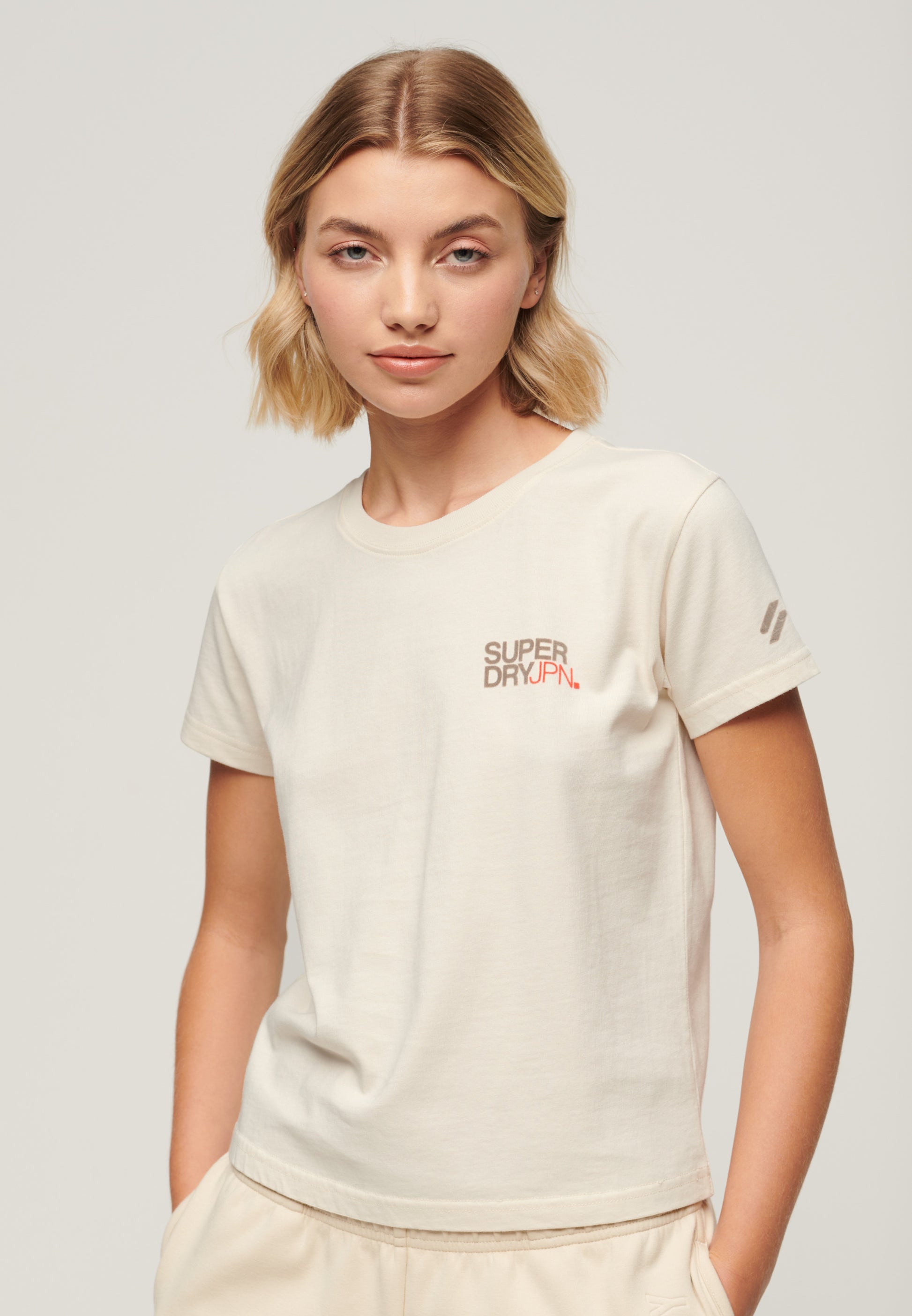 Sportswear Logo Fitted T-Shirt